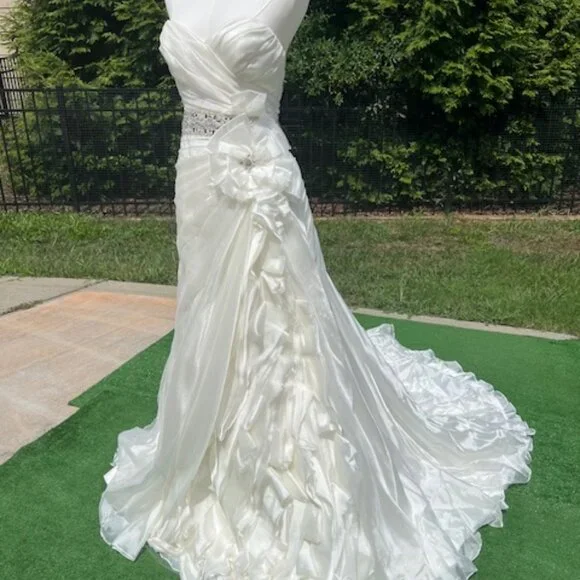 NWT Maggie Sottero Wedding Dress Strapless Organza Ivory Size 10 - Picture 5 of 15